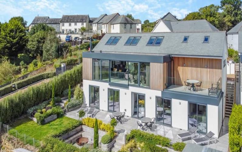 Ultra-Luxury Coastal Retreat in St Mawes