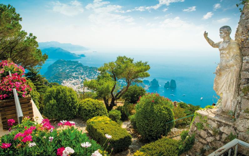 Amalfi Coast, Pompeii & Capri